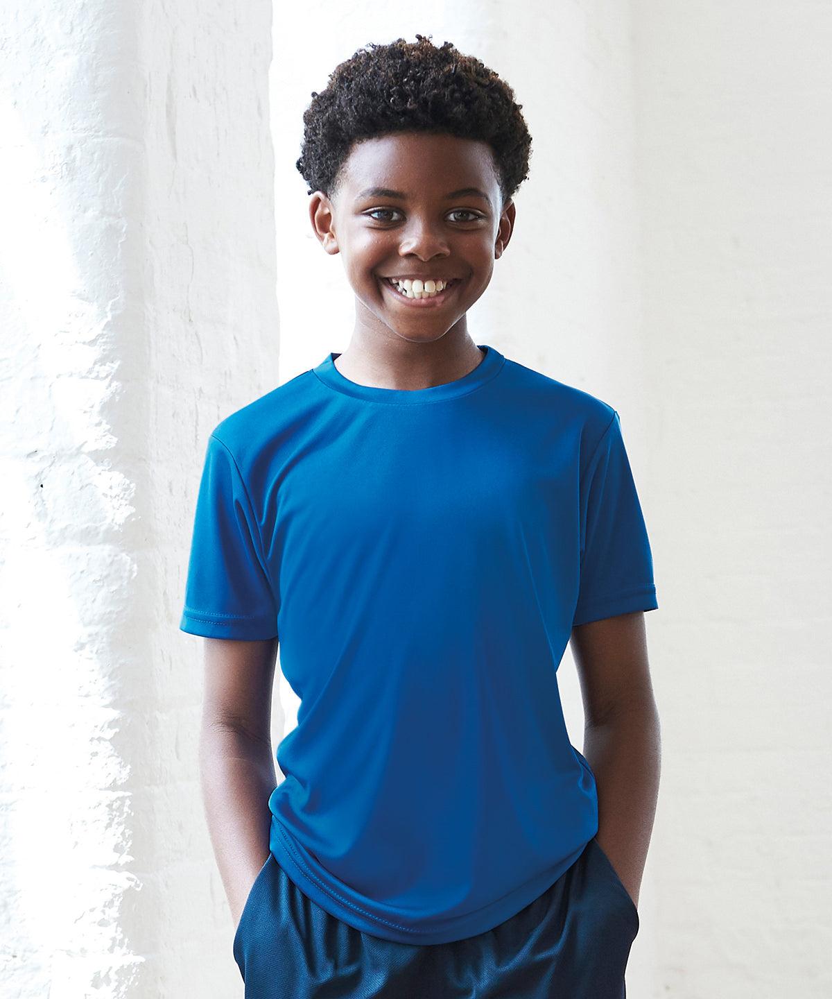The kids version of the adult classic, the Kids cool T is perfect for clubs, teams and school. This lightweight Neoteric™ fabric t-shirt with a classic crew neck and relaxed fit is great for school sports day and features UPF 30+ protection.