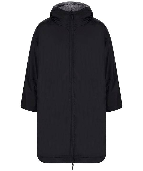 All-weather robe