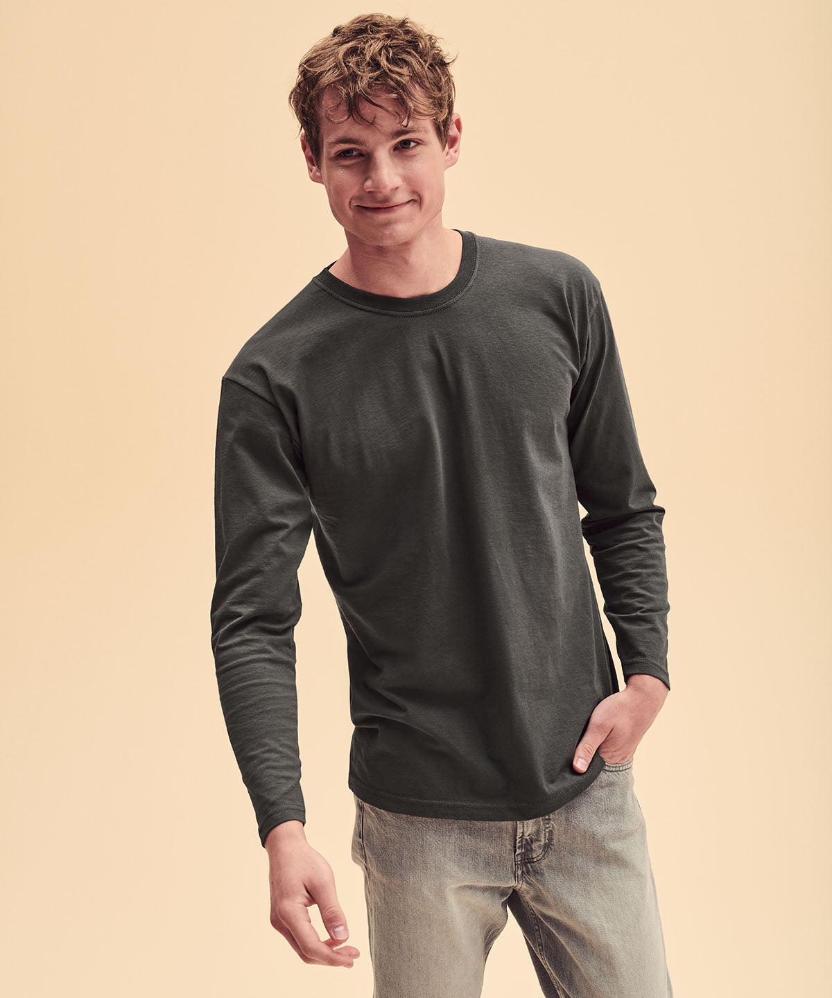 Red - Valueweight long sleeve T T-Shirts Fruit of the Loom Must Haves, T-Shirts & Vests Schoolwear Centres